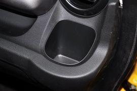 2011款广汽本田飞度1.3L自动舒适版