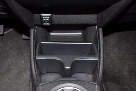 2011款广汽本田飞度1.3L自动舒适版