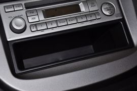 2011款广汽本田飞度1.3L自动舒适版