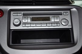 2011款广汽本田飞度1.3L自动舒适版