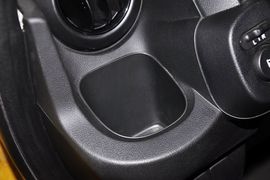 2011款广汽本田飞度1.3L自动舒适版