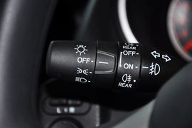 2011款广汽本田飞度1.3L自动舒适版