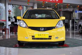 2011款广汽本田飞度1.3L自动舒适版