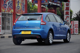 2012款东风雪铁龙新世嘉两厢1.6L自动乐尚型