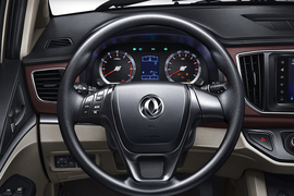 2017款东风风行菱智M5L