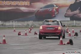 试驾MINI