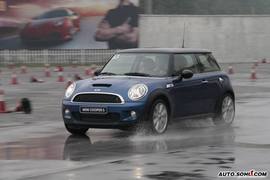 试驾MINI