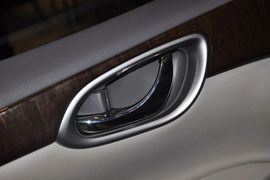 2012款东风日产新轩逸1.8L