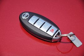 2012款东风日产新轩逸1.8L
