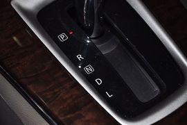 2012款东风日产新轩逸1.8L