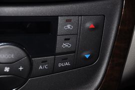 2012款东风日产新轩逸1.8L