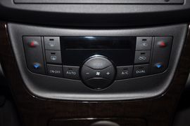 2012款东风日产新轩逸1.8L