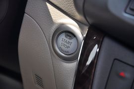 2012款东风日产新轩逸1.8L