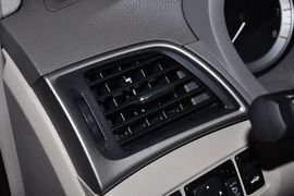 2012款东风日产新轩逸1.8L