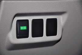 2012款东风日产新轩逸1.8L