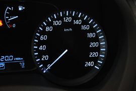 2012款东风日产新轩逸1.8L