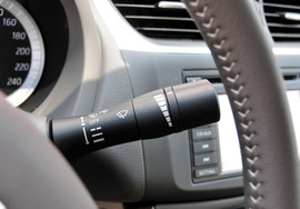 2012款东风日产新轩逸1.8L