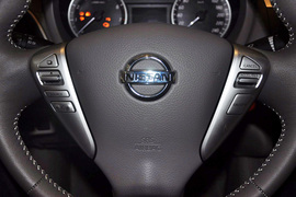 2012款东风日产新轩逸1.8L