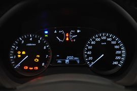 2012款东风日产新轩逸1.8L