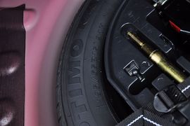 2012款东风雪铁龙新世嘉两厢1.6L自动乐享型