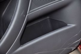 2012款东风雪铁龙新世嘉两厢1.6L自动乐享型