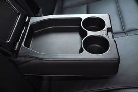 2012款东风雪铁龙新世嘉两厢1.6L自动乐享型