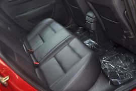 2012款东风雪铁龙新世嘉两厢1.6L自动乐享型