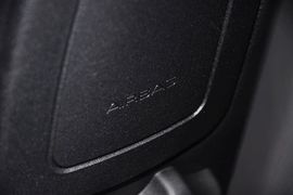 2012款东风雪铁龙新世嘉两厢1.6L自动乐享型