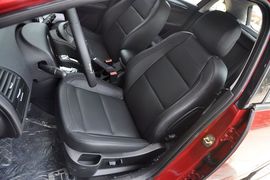 2012款东风雪铁龙新世嘉两厢1.6L自动乐享型