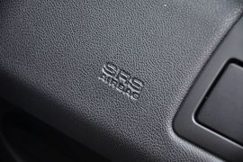 2012款东风雪铁龙新世嘉两厢1.6L自动乐享型