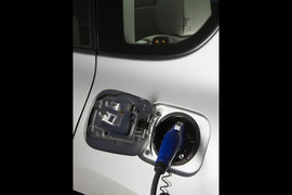 2013款丰田RAV4_EV
