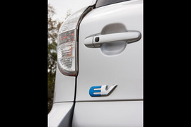 2013款丰田RAV4_EV