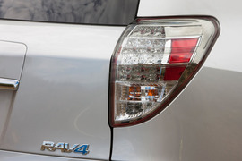 2013款丰田RAV4_EV