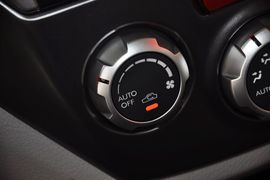 2012款斯巴鲁森林人2.0XS