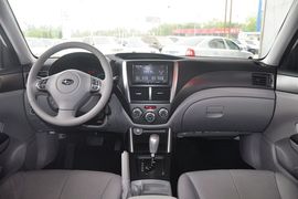 2012款斯巴鲁森林人2.0XS