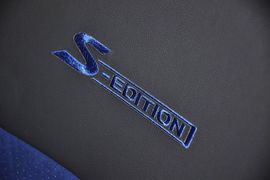 2012款斯巴鲁森林人S-EDITION豪华导航型到店实拍