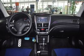2012款斯巴鲁森林人S-EDITION豪华导航型到店实拍