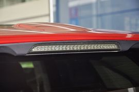 2012款路虎揽胜极光5门耀致版