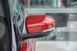 2012款路虎揽胜极光5门耀致版