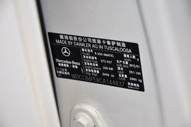 2011款奔驰R350L