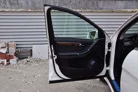 2011款奔驰R350L
