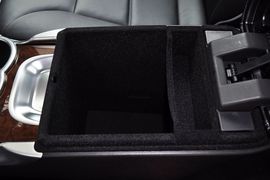 2011款奔驰R350L