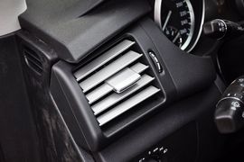 2011款奔驰R350L