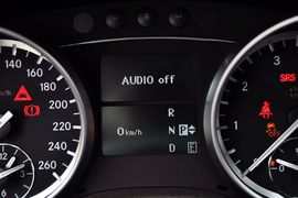 2011款奔驰R350L
