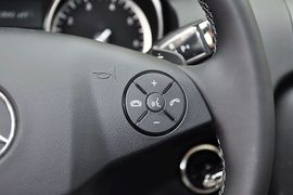 2011款奔驰R350L