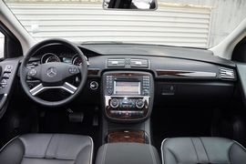 2011款奔驰R350L