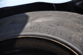 2012款东风风行景逸LV