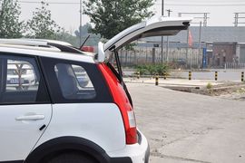 2012款东风风行景逸LV