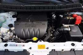 2012款东风风行景逸LV