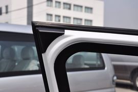 2012款东风风行景逸LV